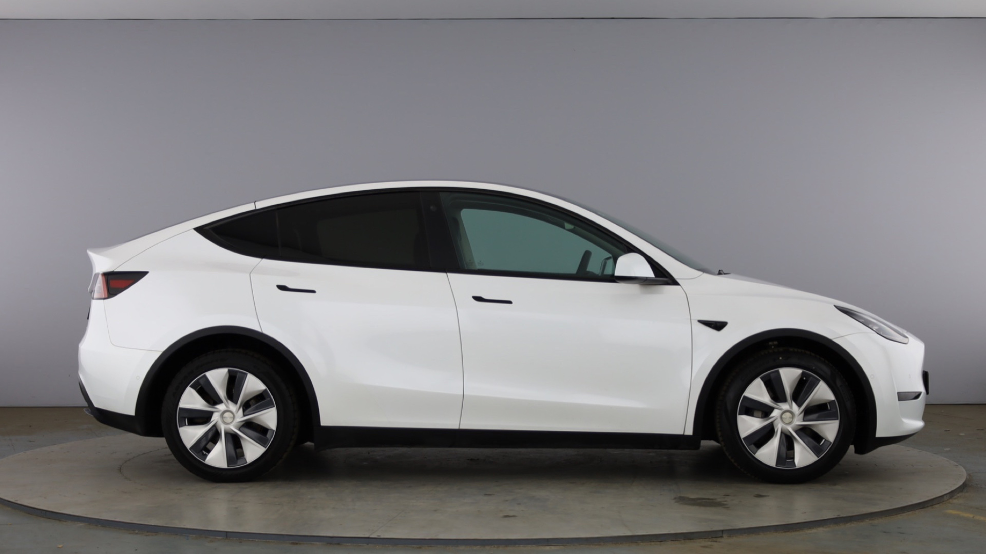 4027582 Long Range AWD 5dr Auto