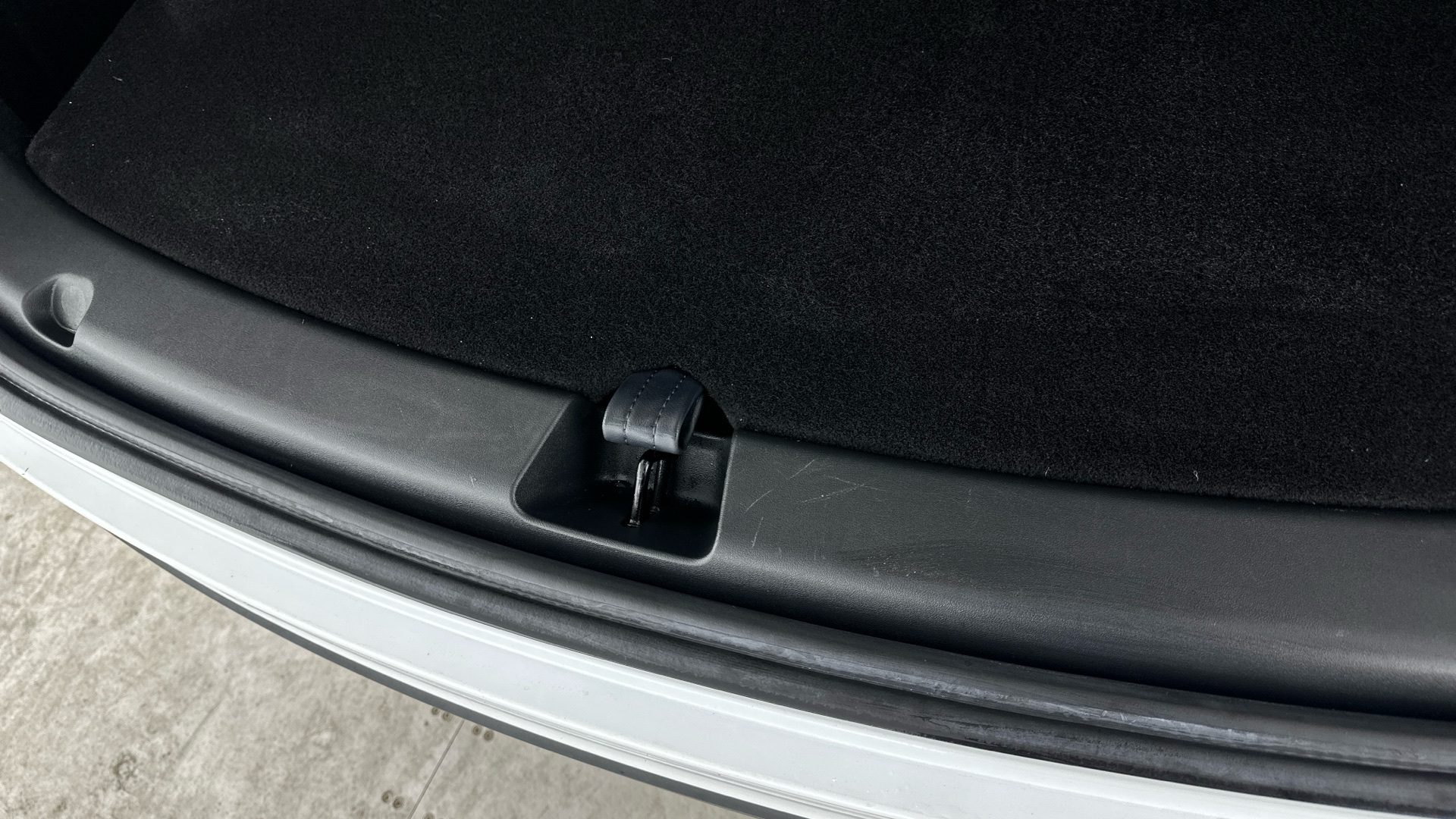 4027582 Long Range AWD 5dr Auto