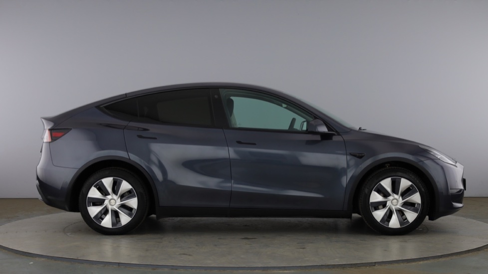 Picture of Tesla Model Y Dual Motor Long Range