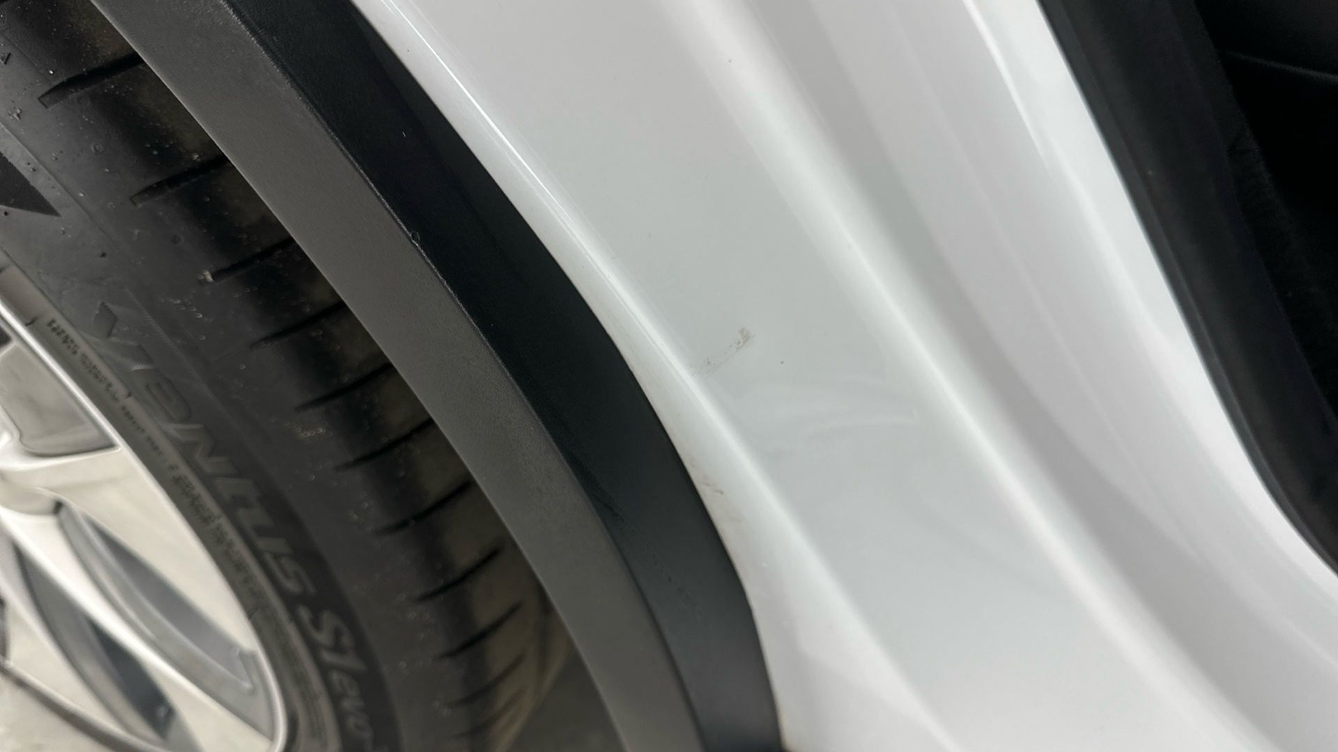 4021010 Long Range AWD 5dr Auto