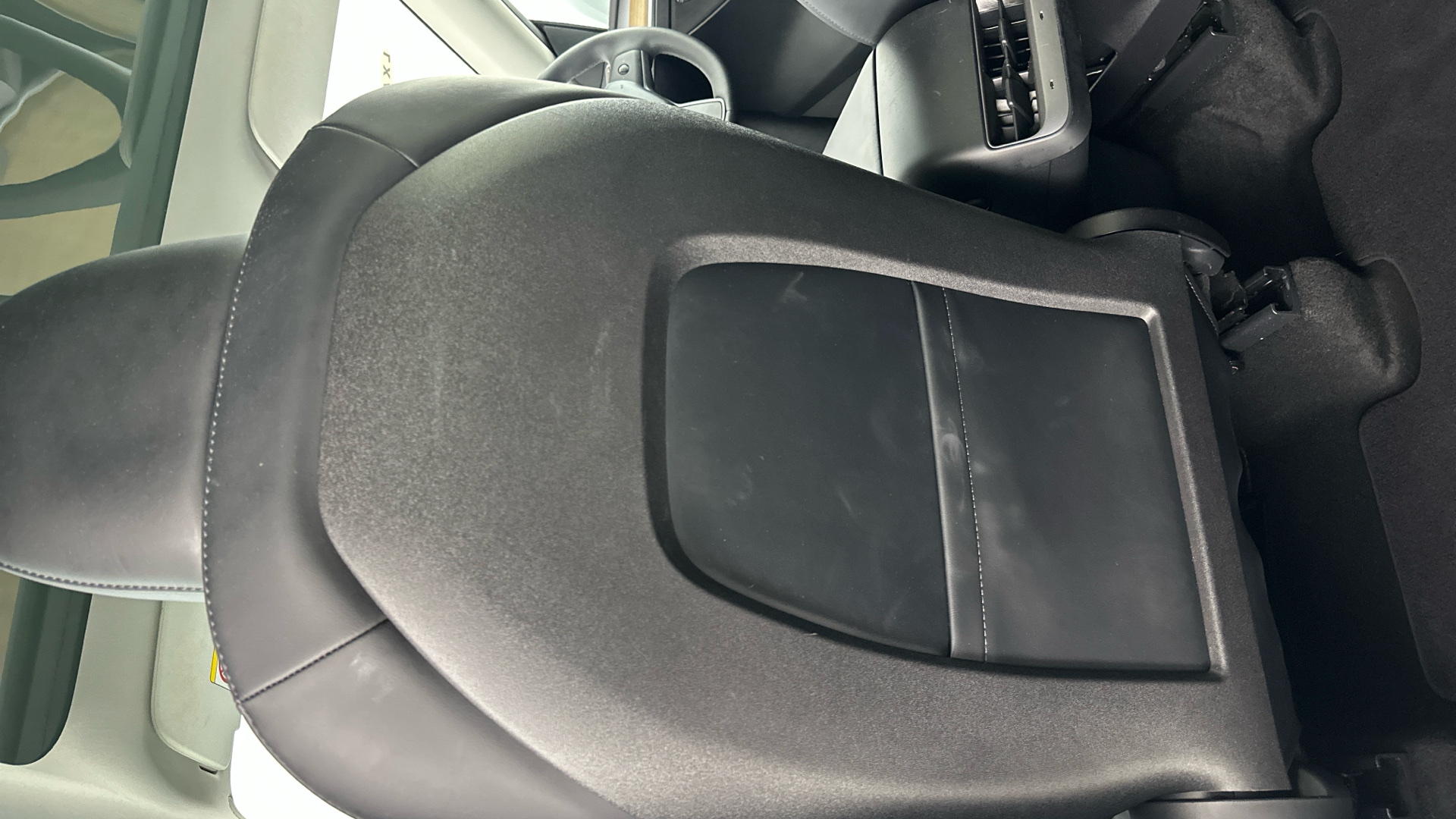 4021010 Long Range AWD 5dr Auto