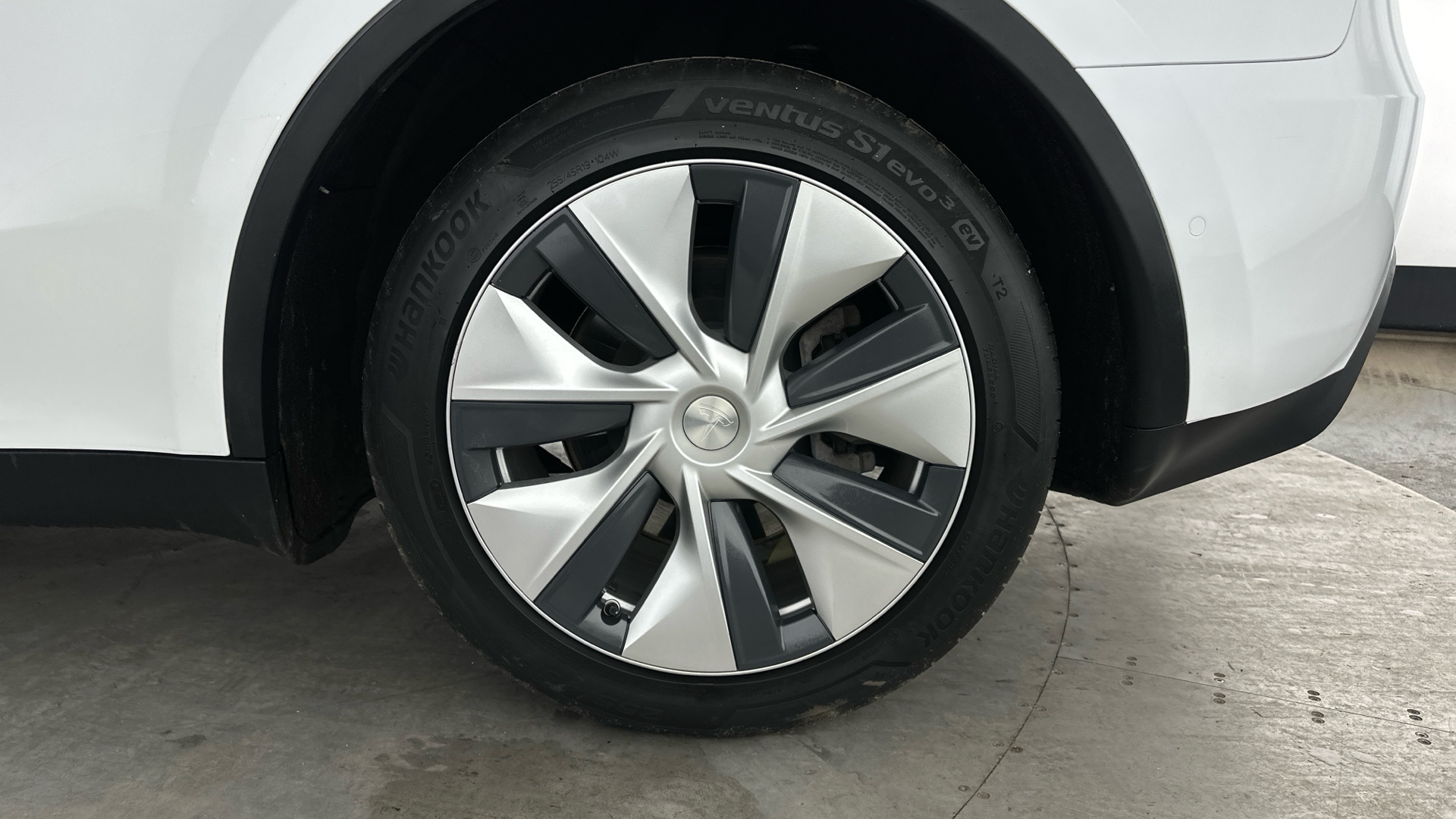 4021010 Long Range AWD 5dr Auto