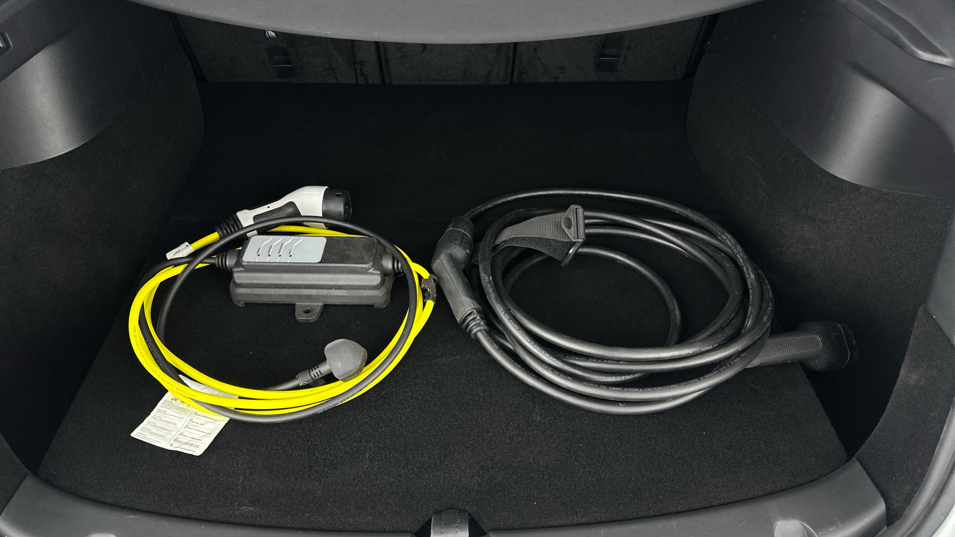 4021010 Long Range AWD 5dr Auto