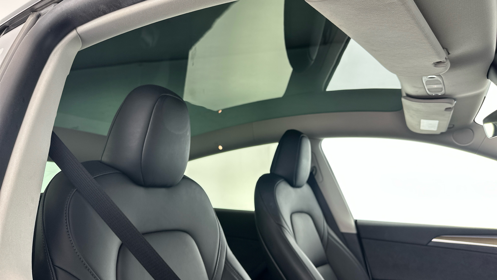 4021010 Long Range AWD 5dr Auto