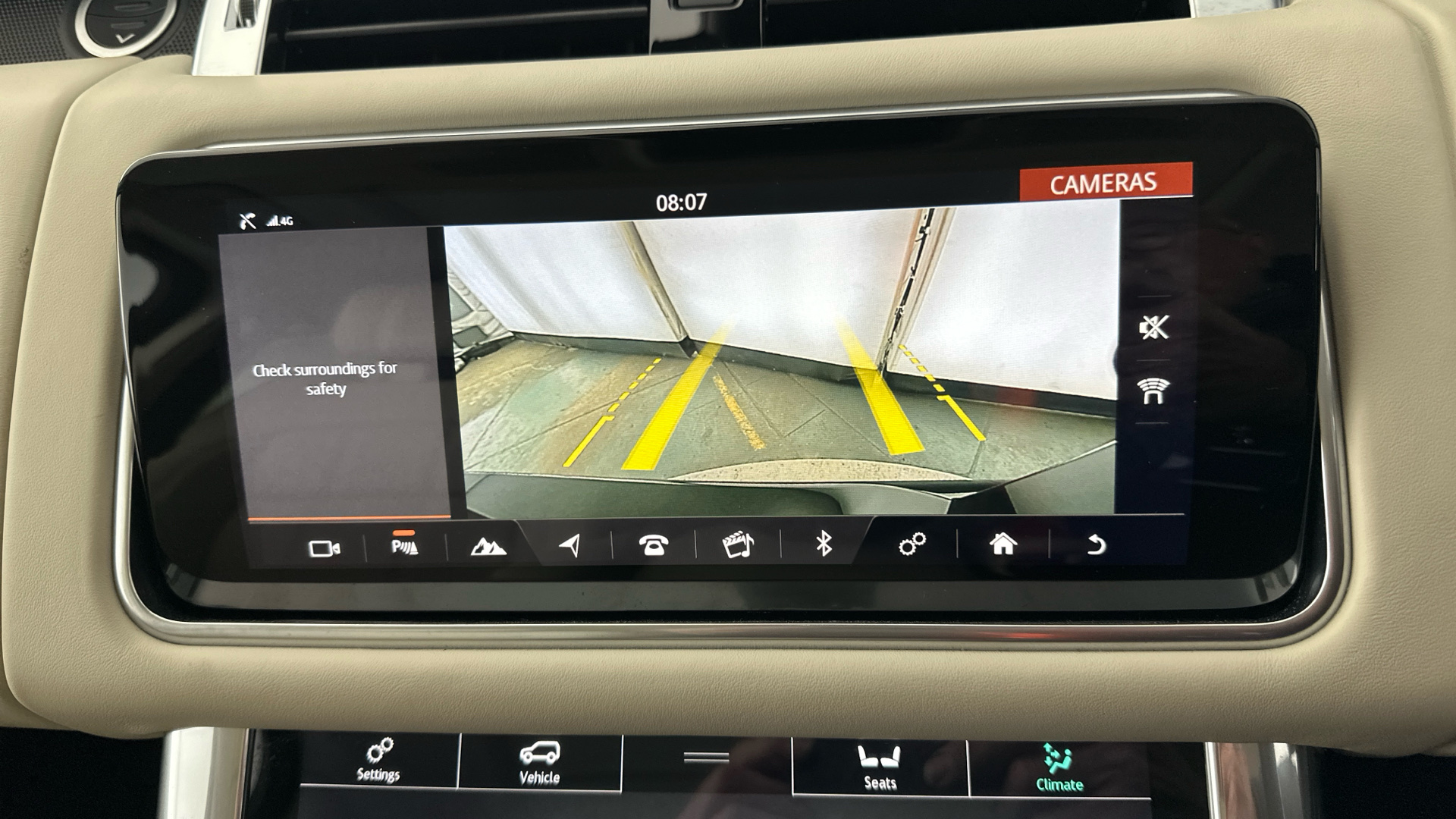 4020789 2.0 P400e HSE Dynamic 5dr Auto