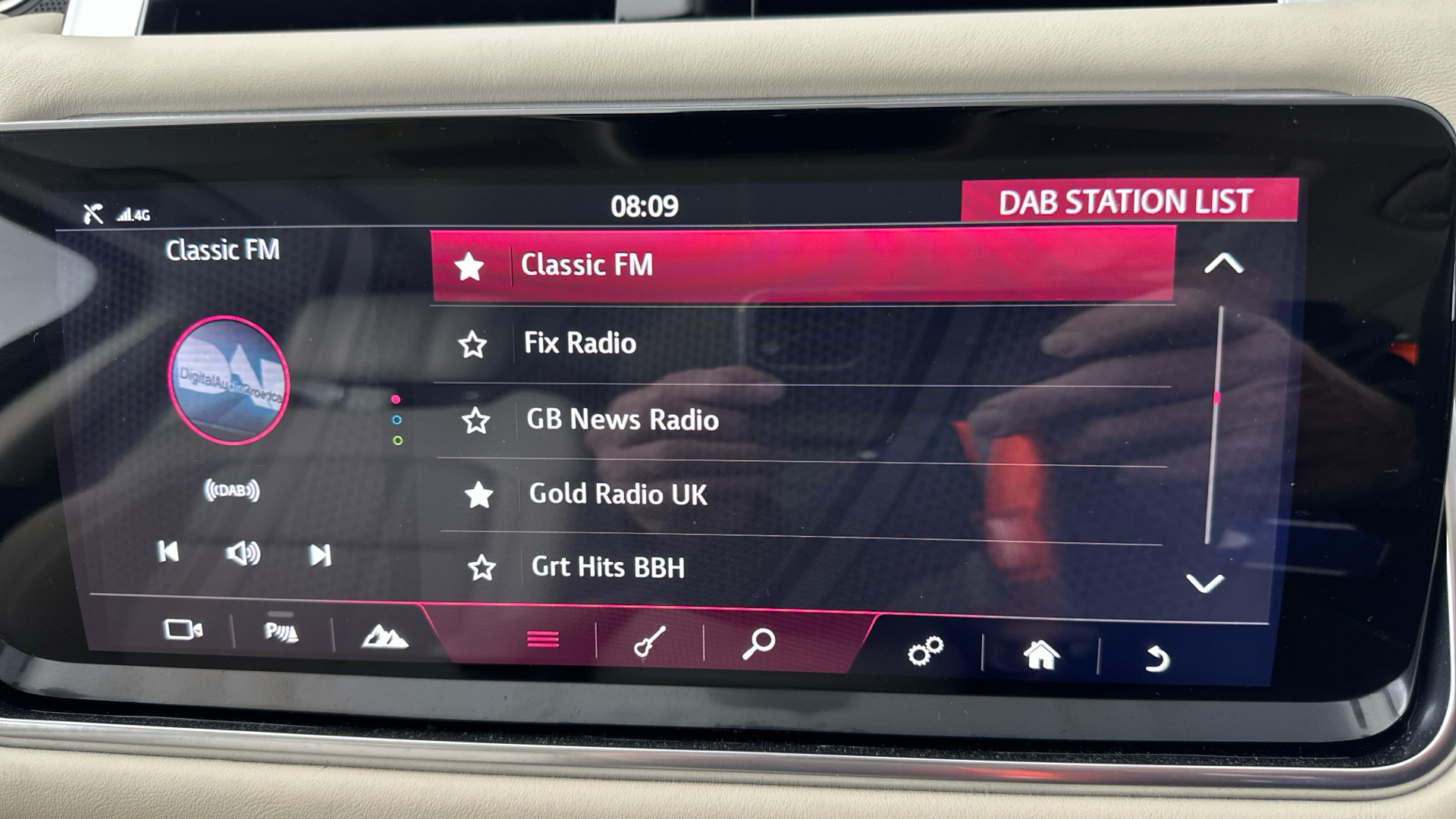 4020789 2.0 P400e HSE Dynamic 5dr Auto