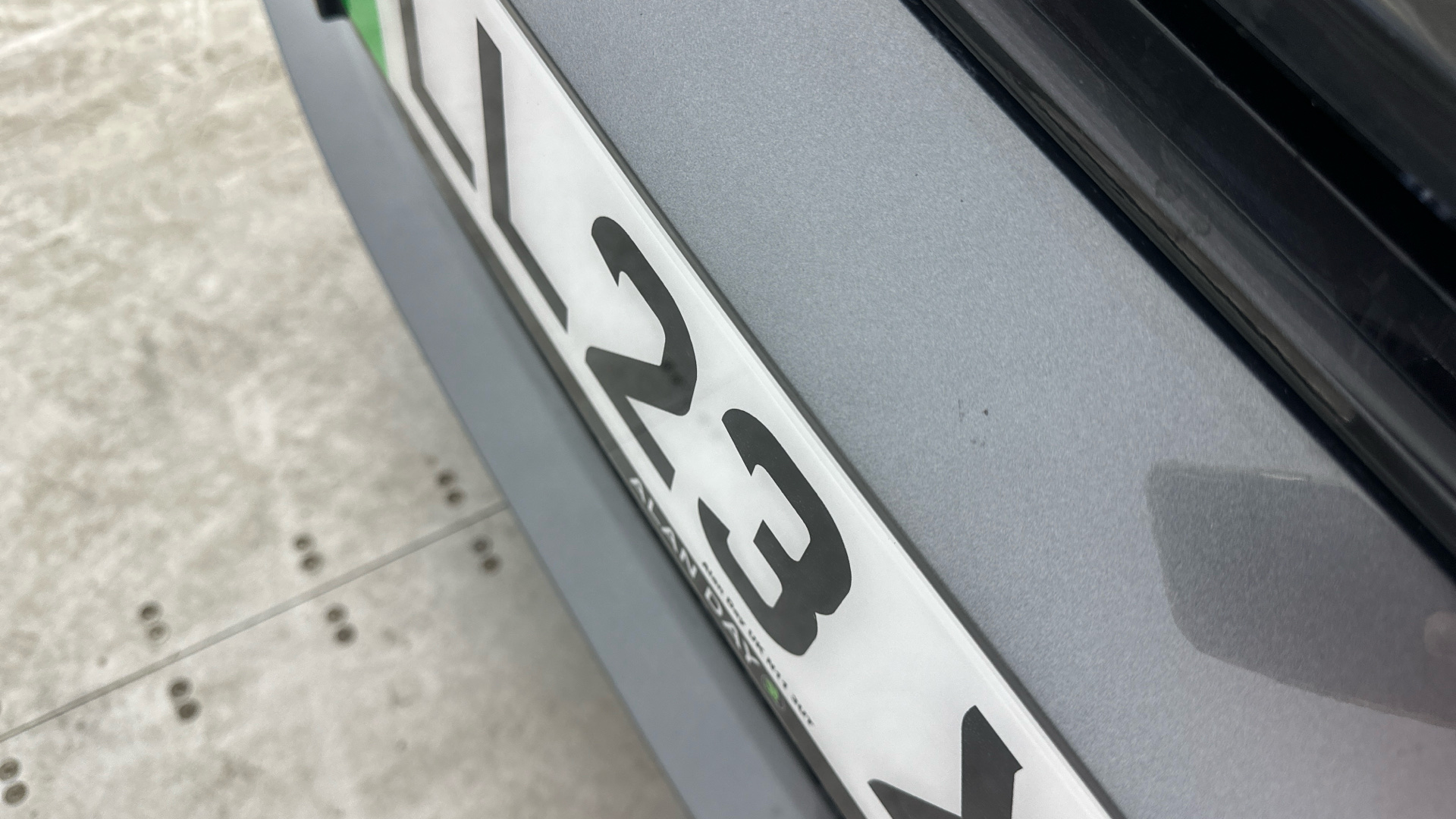 4020923 220kW vRS 82kWh 4x4 5dr Auto