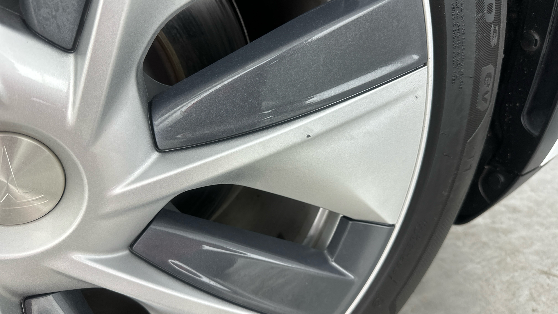 4027590 Long Range AWD 5dr Auto