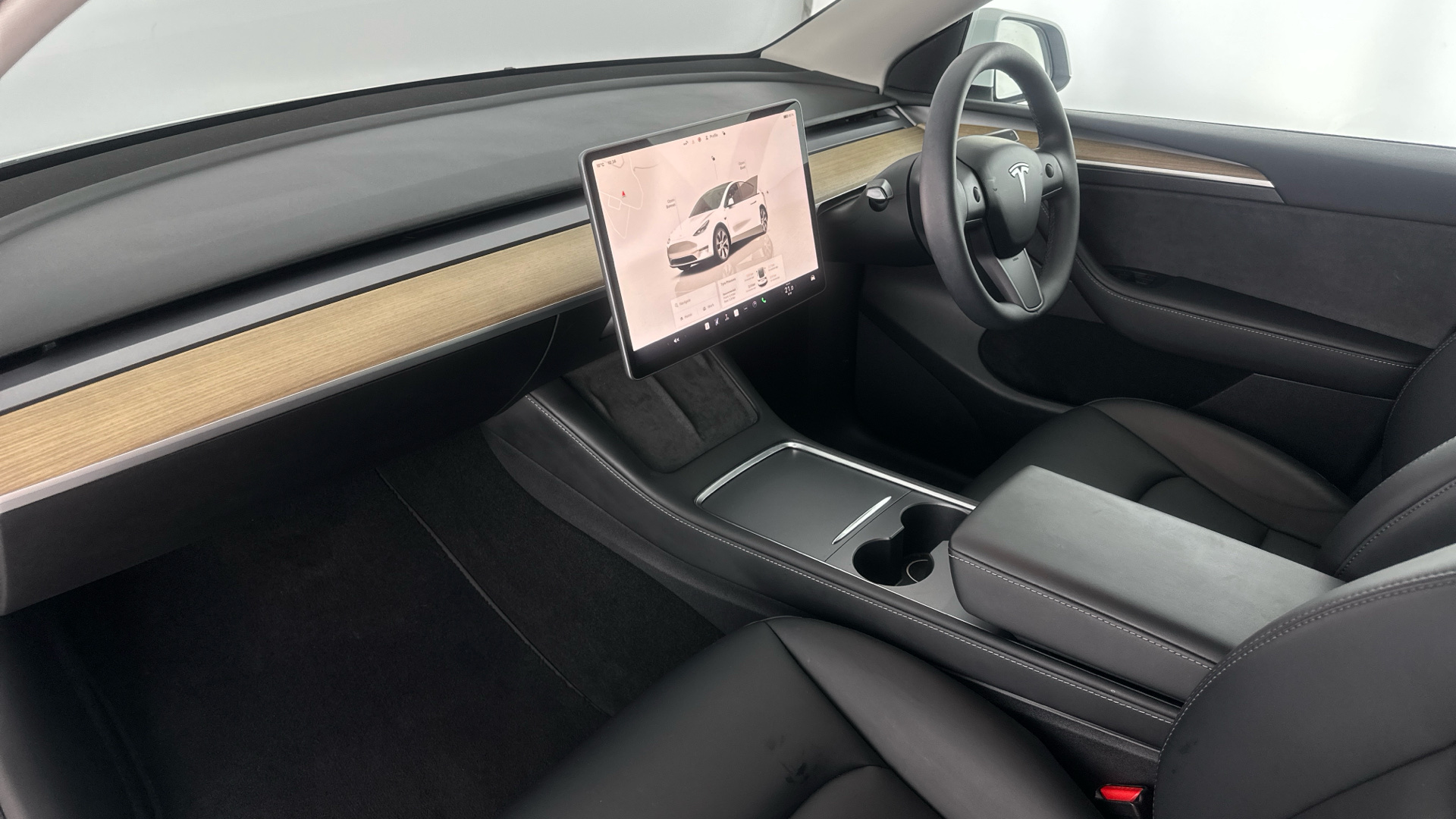 4027590 Long Range AWD 5dr Auto