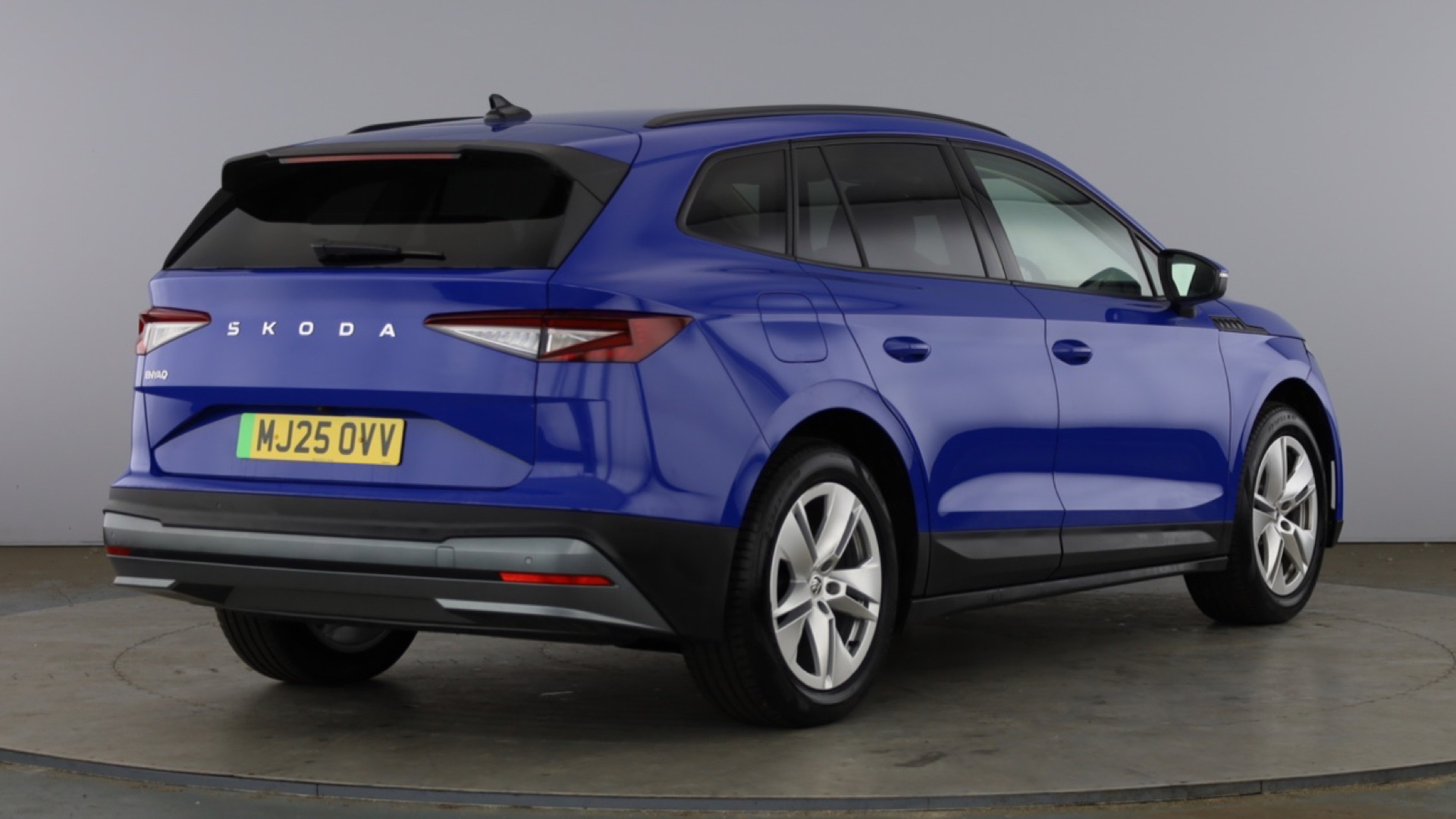 4027616 125kW 50 Edition 55kWh 5dr Auto