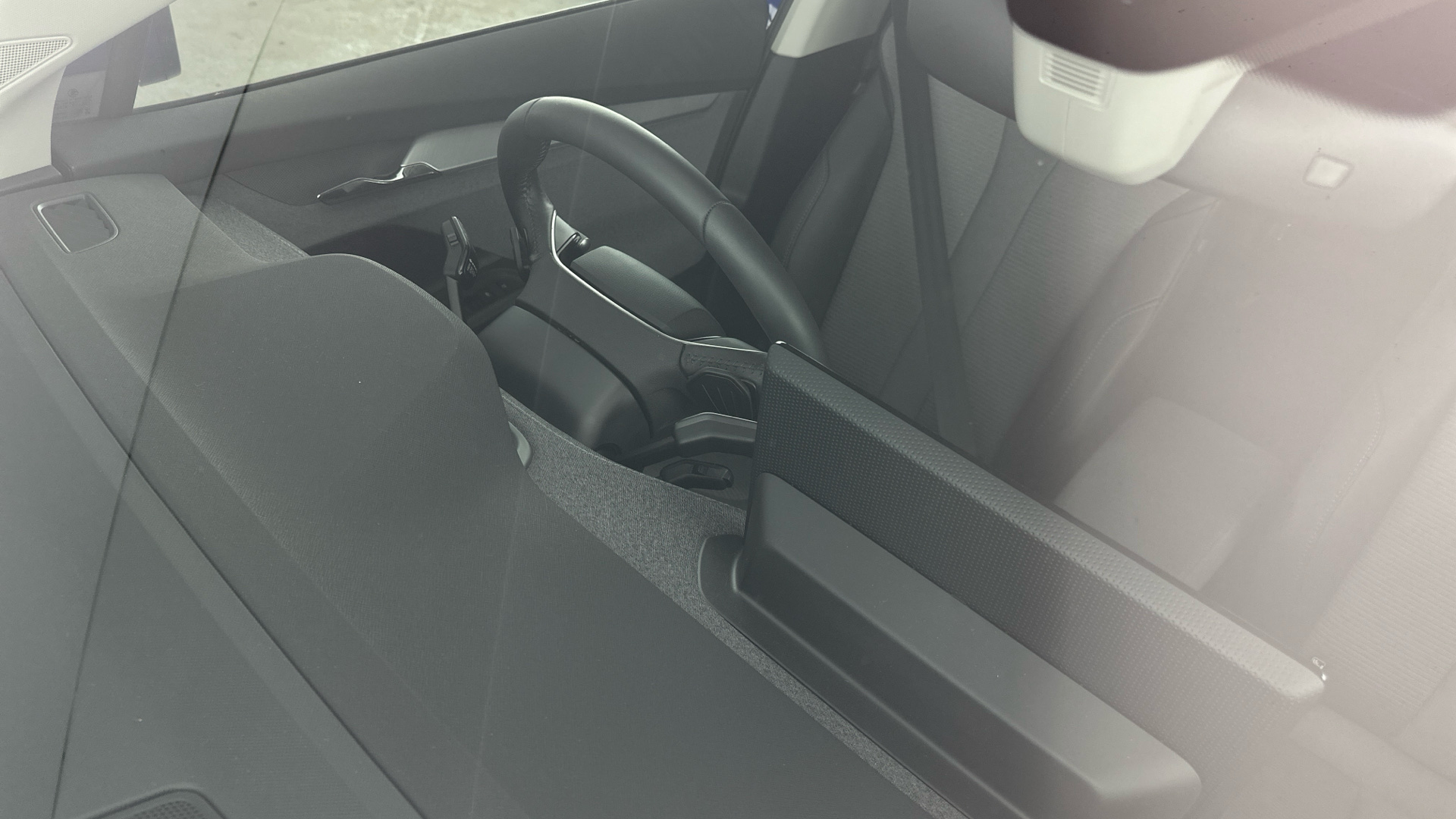 4027616 125kW 50 Edition 55kWh 5dr Auto