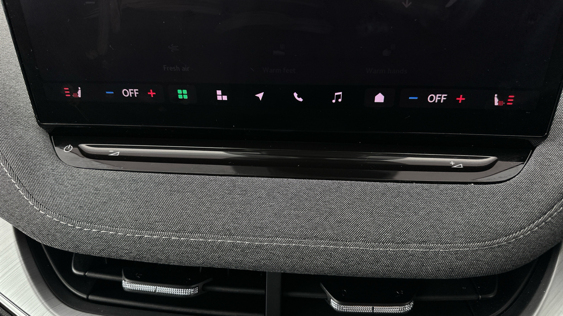 4027616 125kW 50 Edition 55kWh 5dr Auto