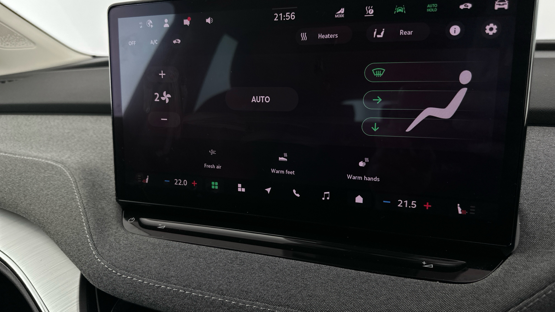 4027616 125kW 50 Edition 55kWh 5dr Auto