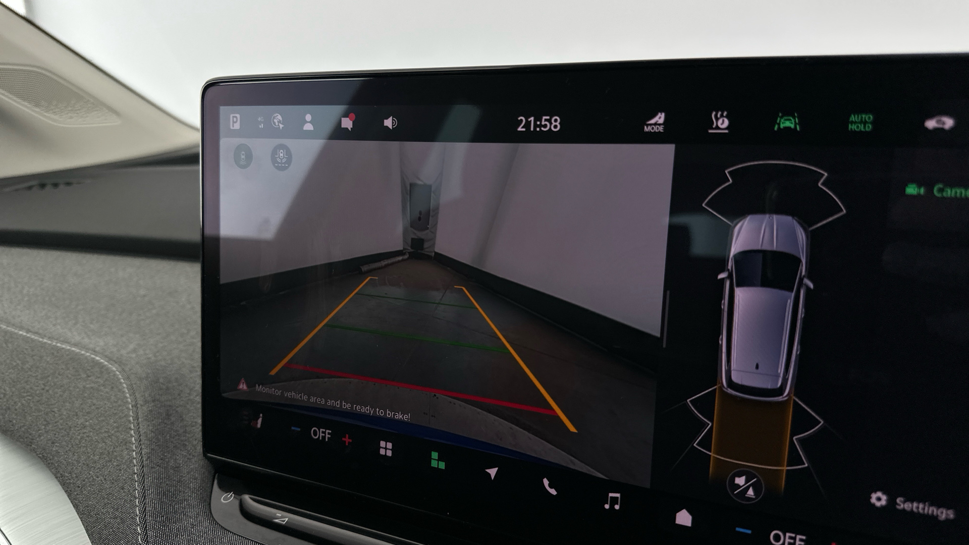 4027616 125kW 50 Edition 55kWh 5dr Auto