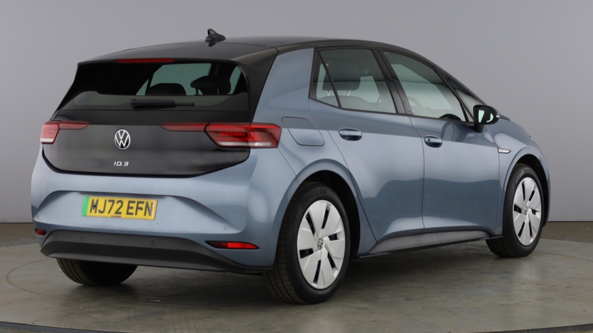 4027556 107KW Life Pro 58kWh 5dr Auto