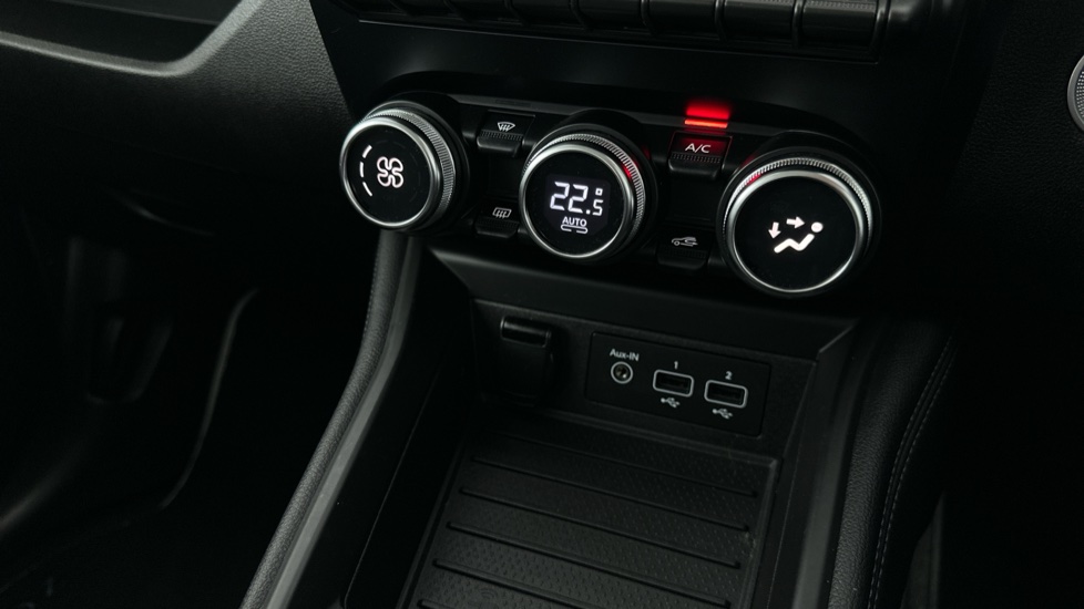 RENAULT ZOE Climate Control