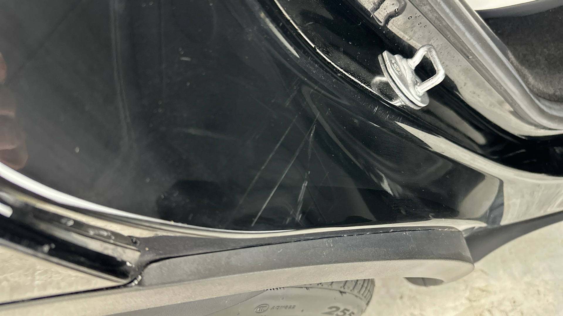 4020734 RWD 5dr Auto