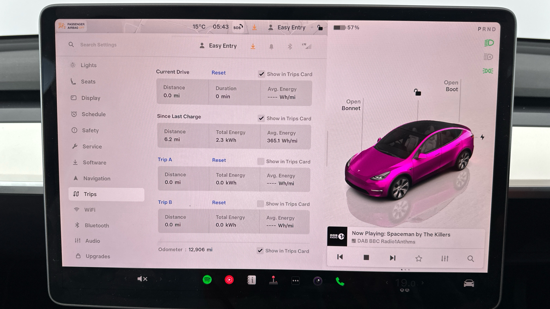 4020734 RWD 5dr Auto