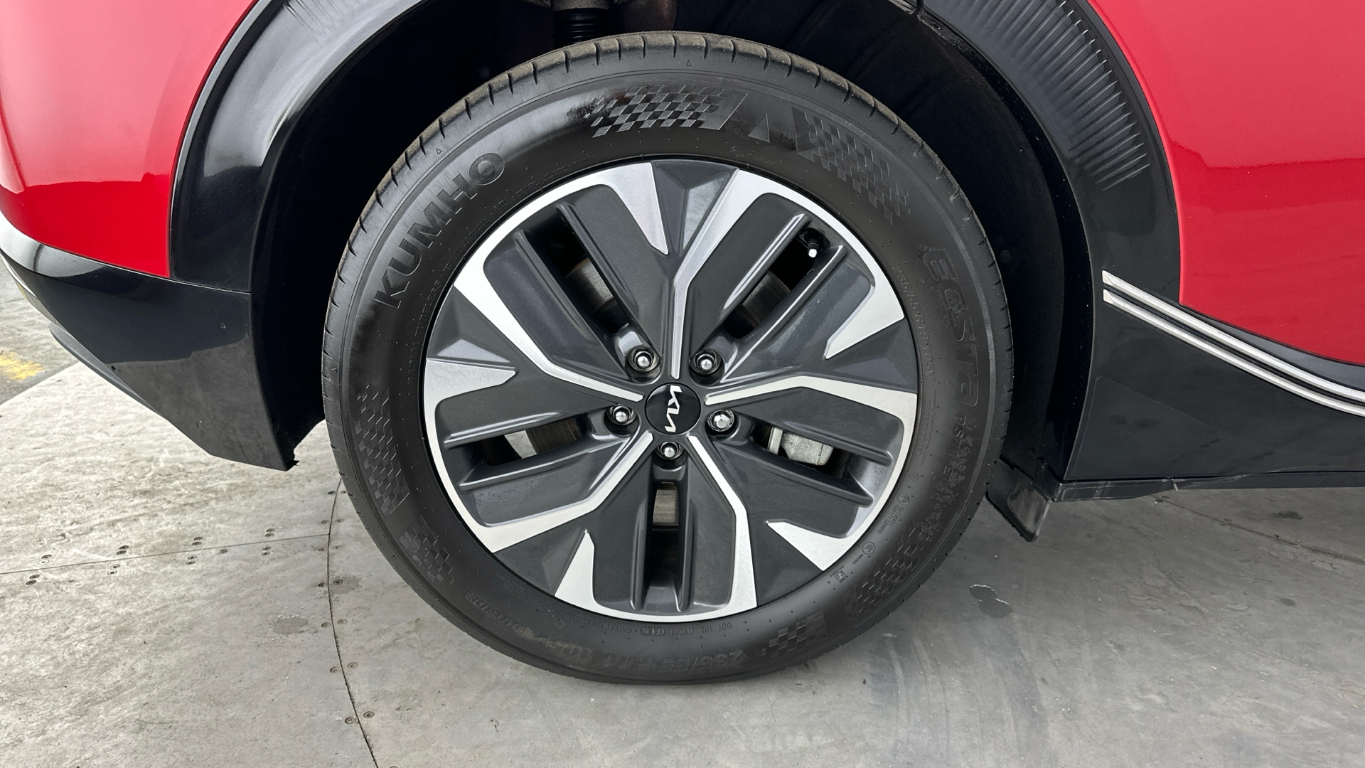 4020998 166kW Air 77.4kWh 5dr Auto