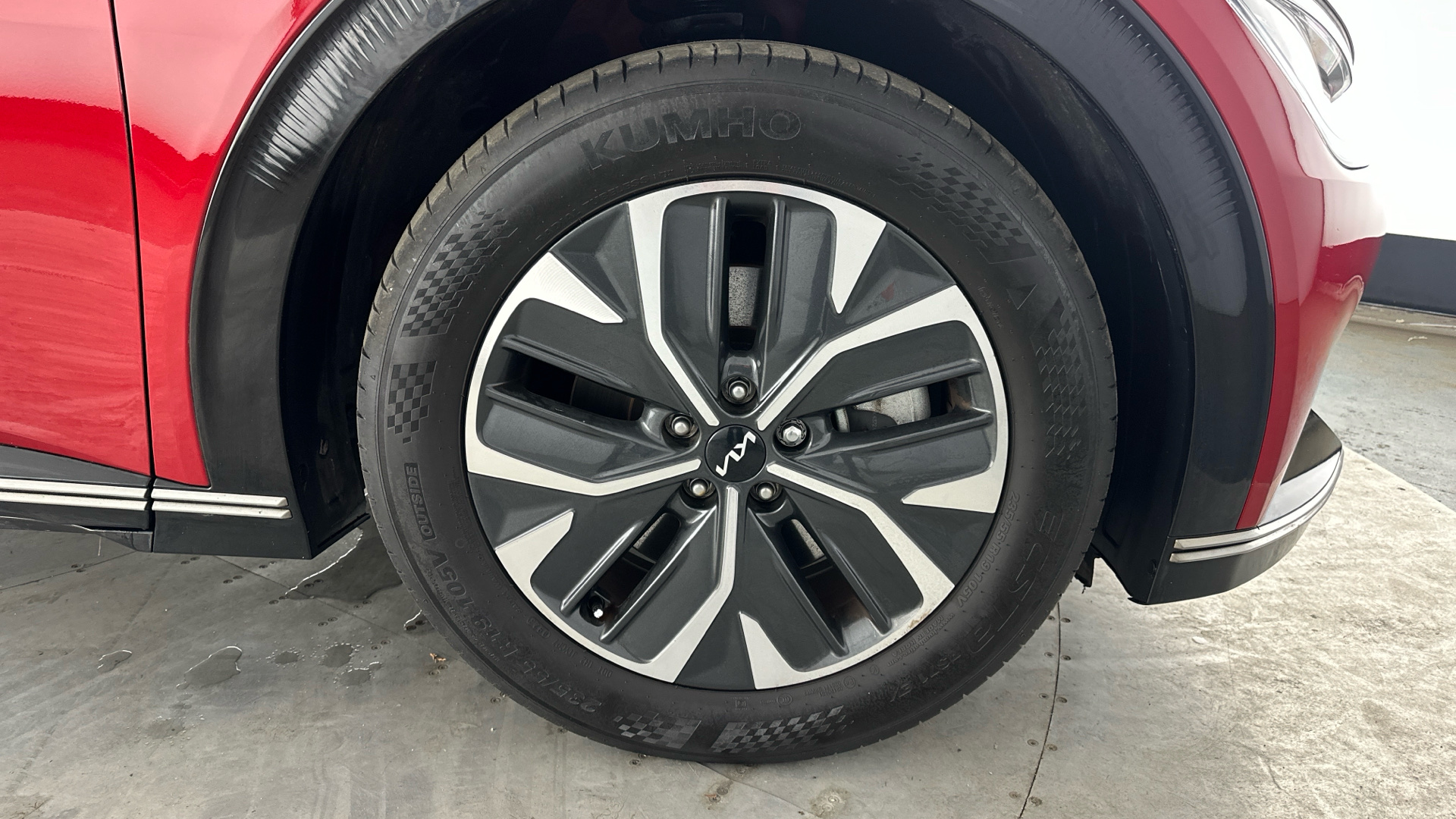 4020998 166kW Air 77.4kWh 5dr Auto