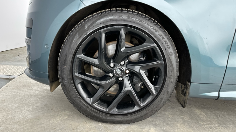 Land Rover Range Rover Image 16