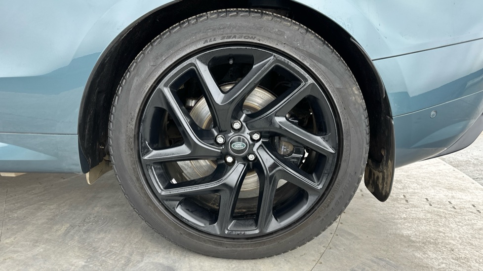 Land Rover Range Rover Image 17