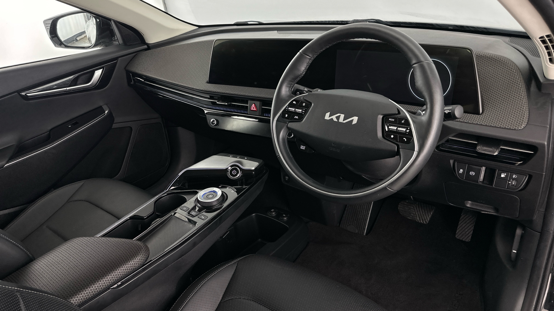 4020867 166kW Air 77.4kWh 5dr Auto