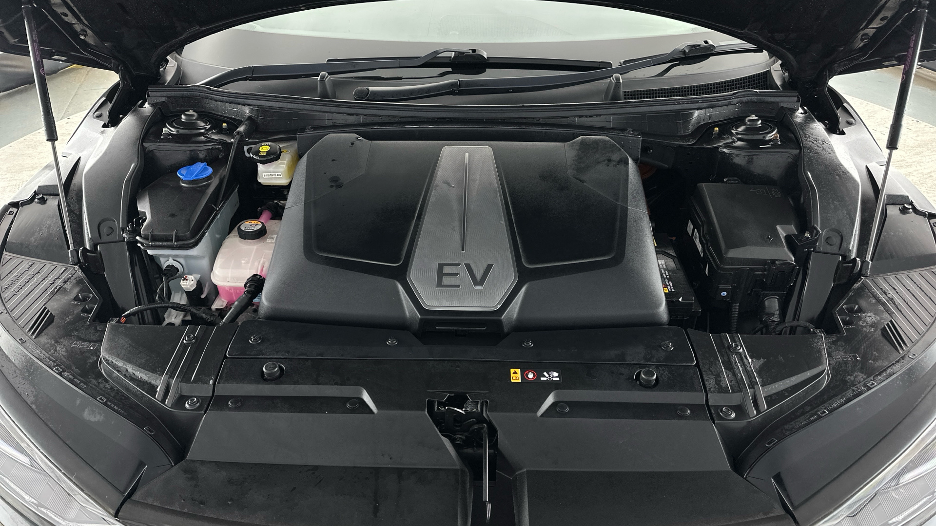 4020867 166kW Air 77.4kWh 5dr Auto