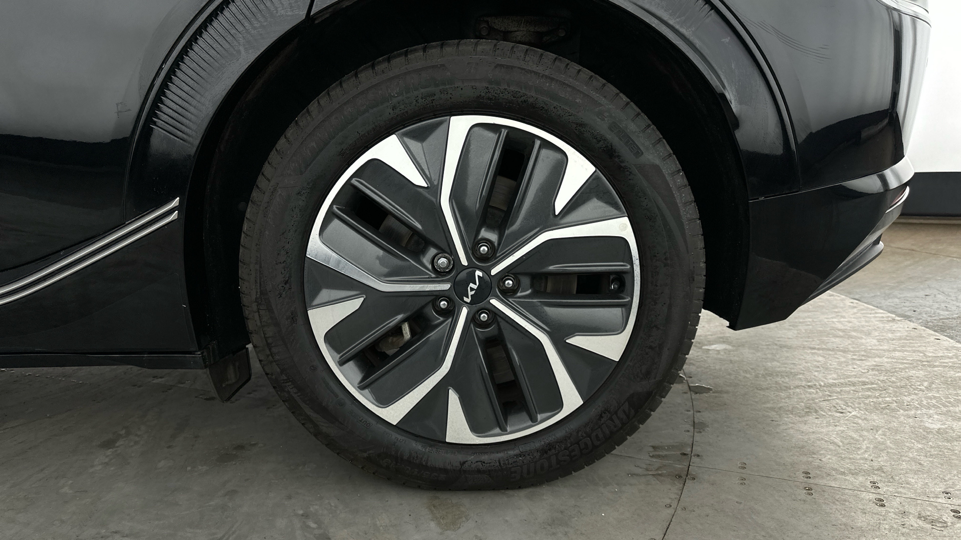 4020867 166kW Air 77.4kWh 5dr Auto