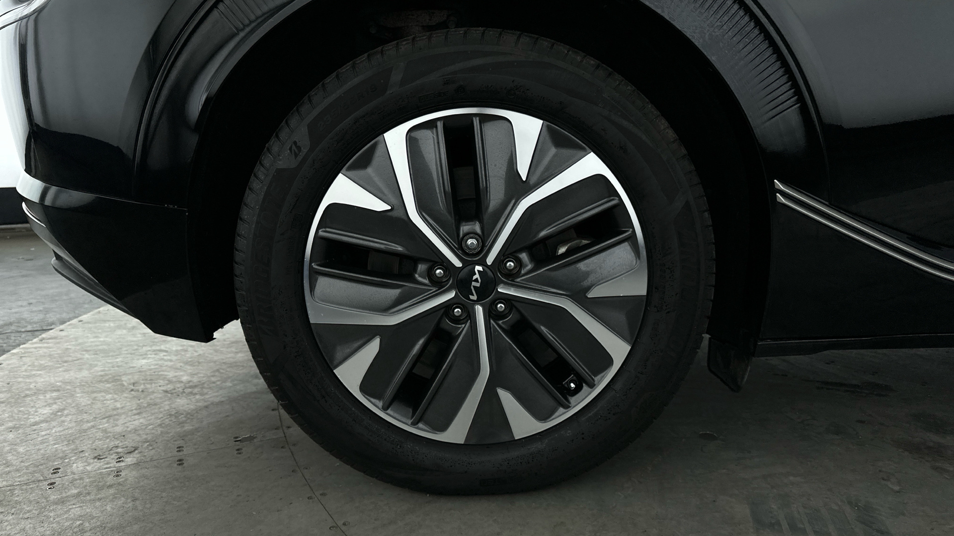 4020867 166kW Air 77.4kWh 5dr Auto