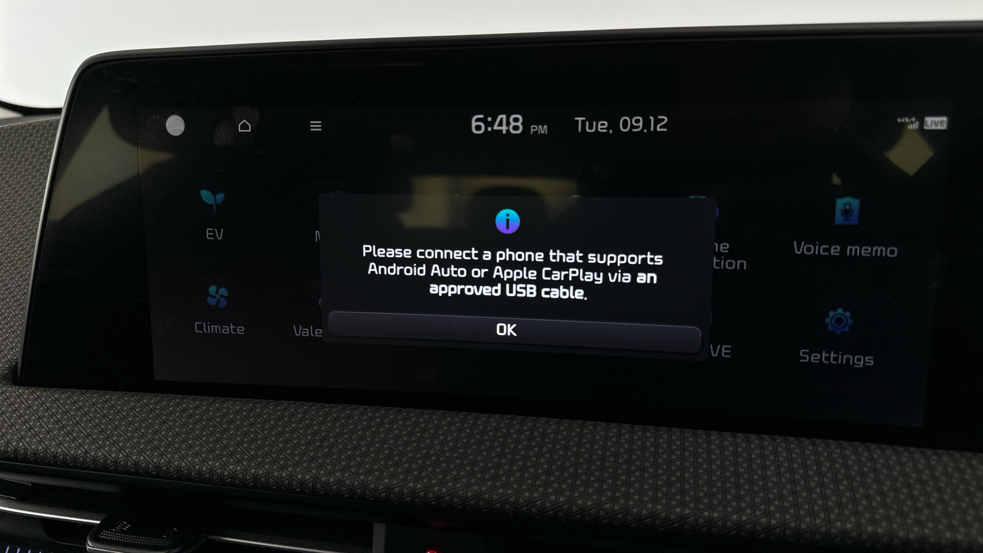 4020867 166kW Air 77.4kWh 5dr Auto