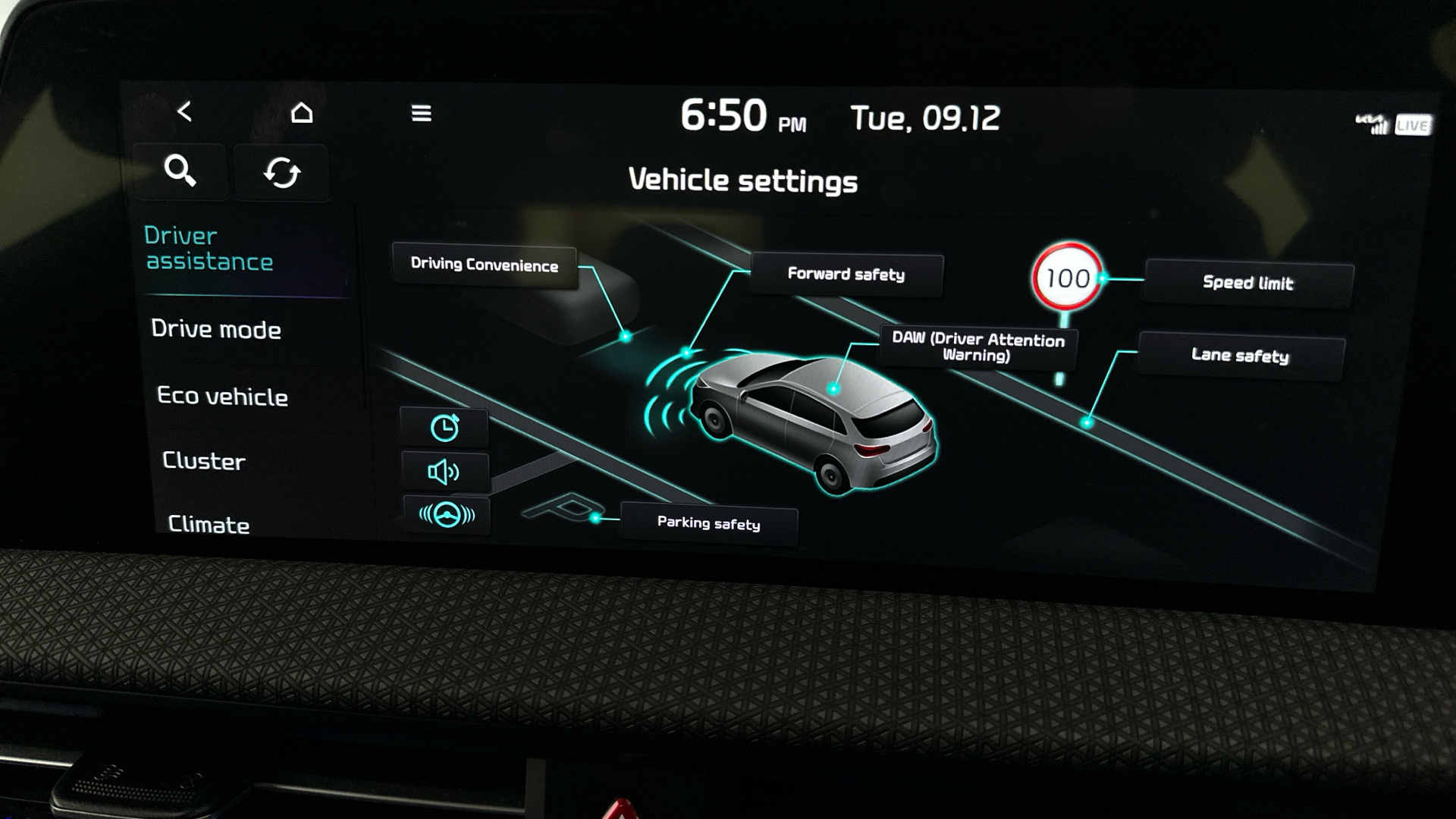 4020867 166kW Air 77.4kWh 5dr Auto