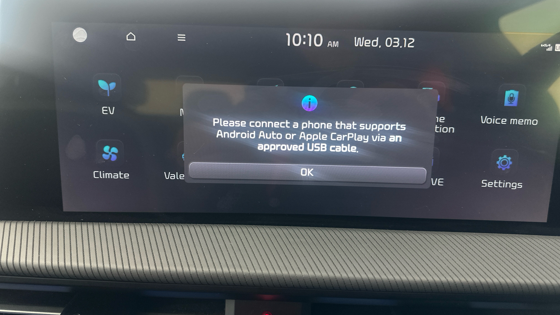 4020843 166kW GT Line 77.4kWh 5dr Auto