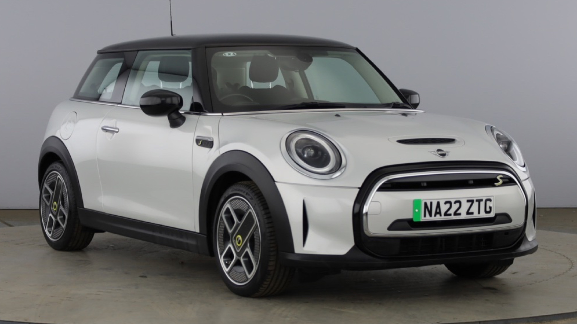 4027747 135kW Cooper S Level 1 33kWh 3dr Auto