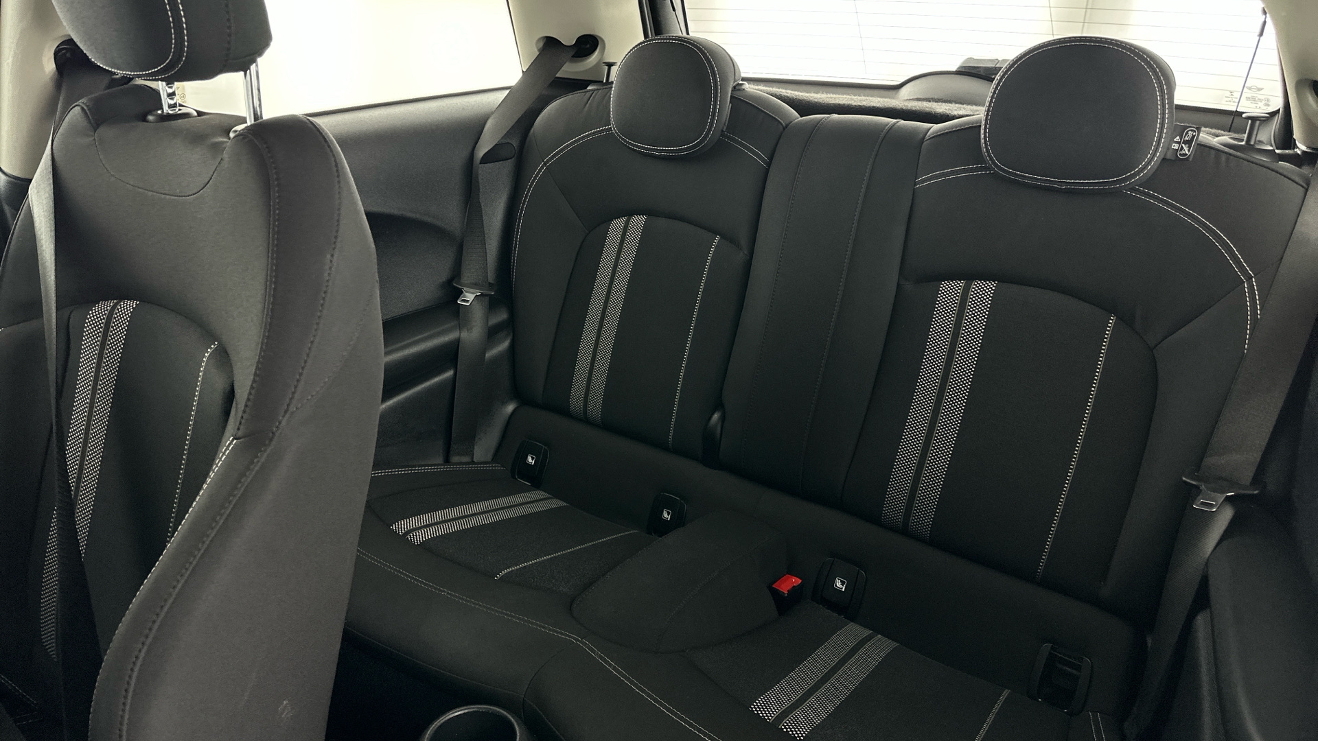 4027747 135kW Cooper S Level 1 33kWh 3dr Auto