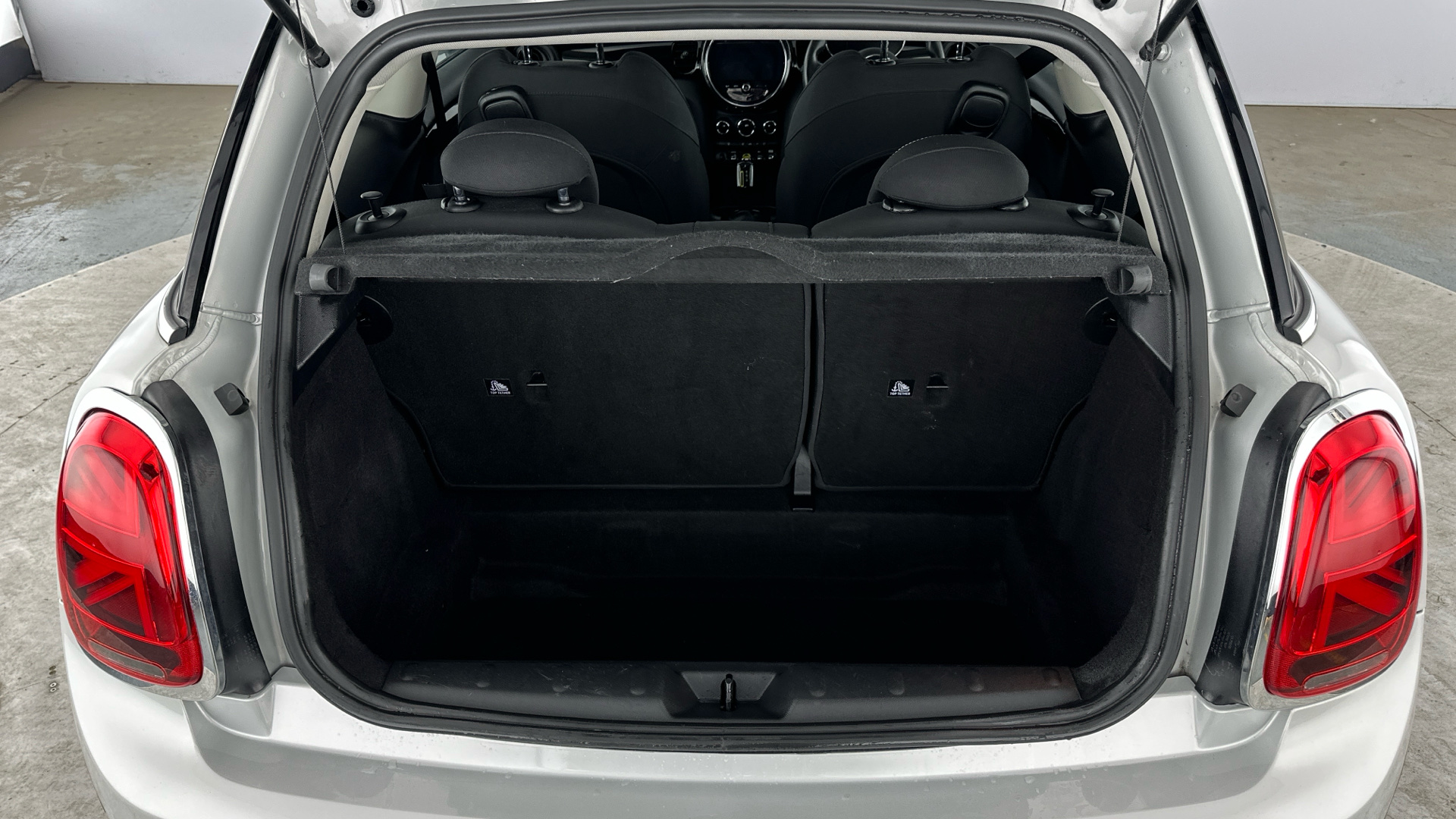 4027747 135kW Cooper S Level 1 33kWh 3dr Auto