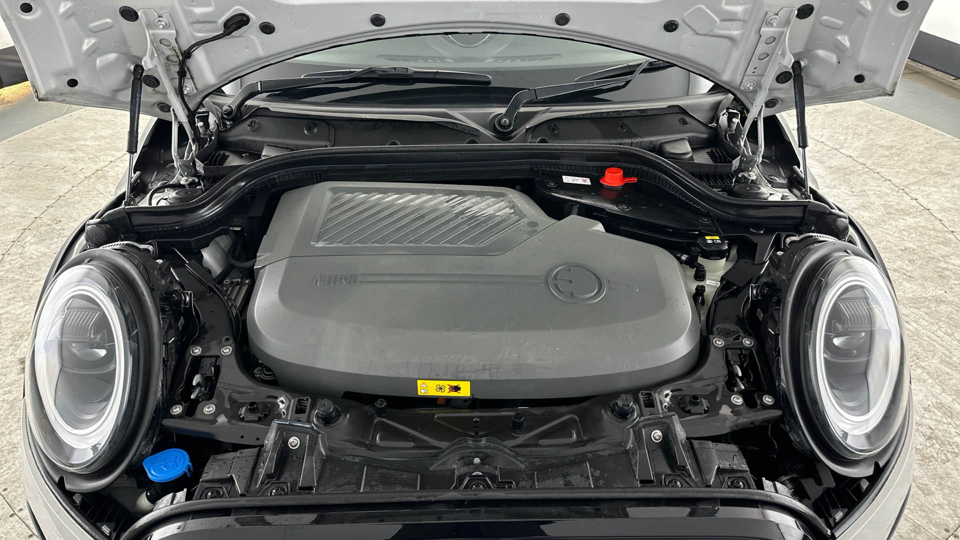 4027747 135kW Cooper S Level 1 33kWh 3dr Auto