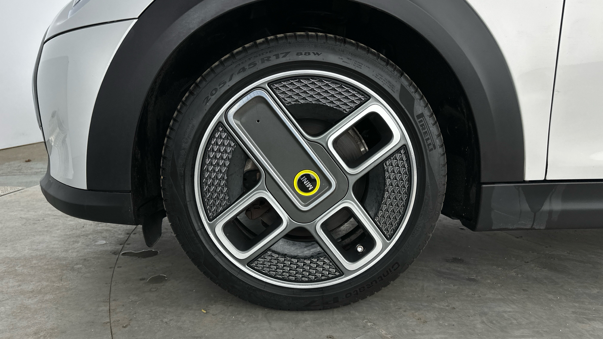 4027747 135kW Cooper S Level 1 33kWh 3dr Auto