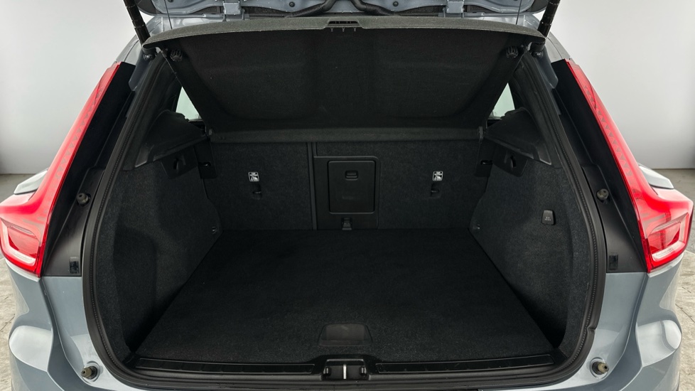 VOLVO XC40 Image 14