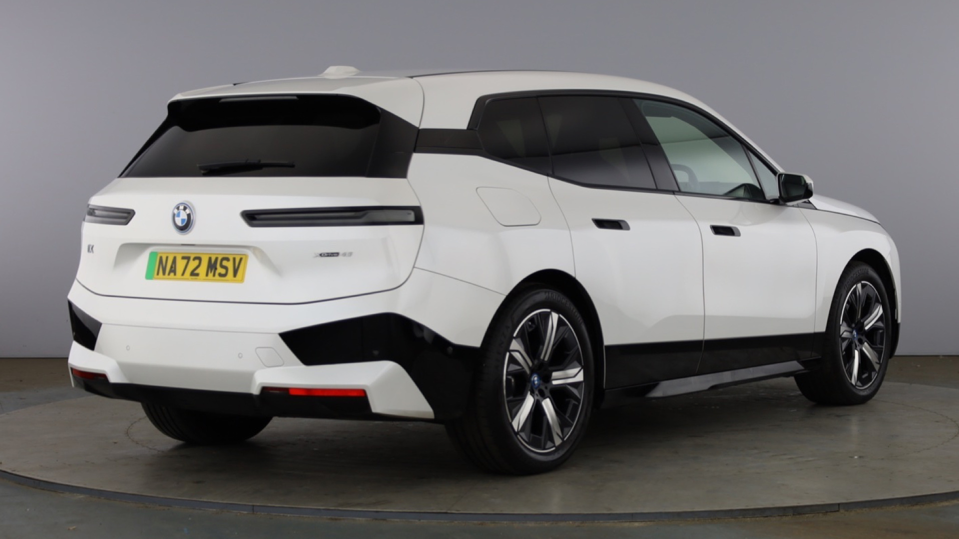 4020799 240kW xDrive40 M Sport 76.6kWh 5dr Auto