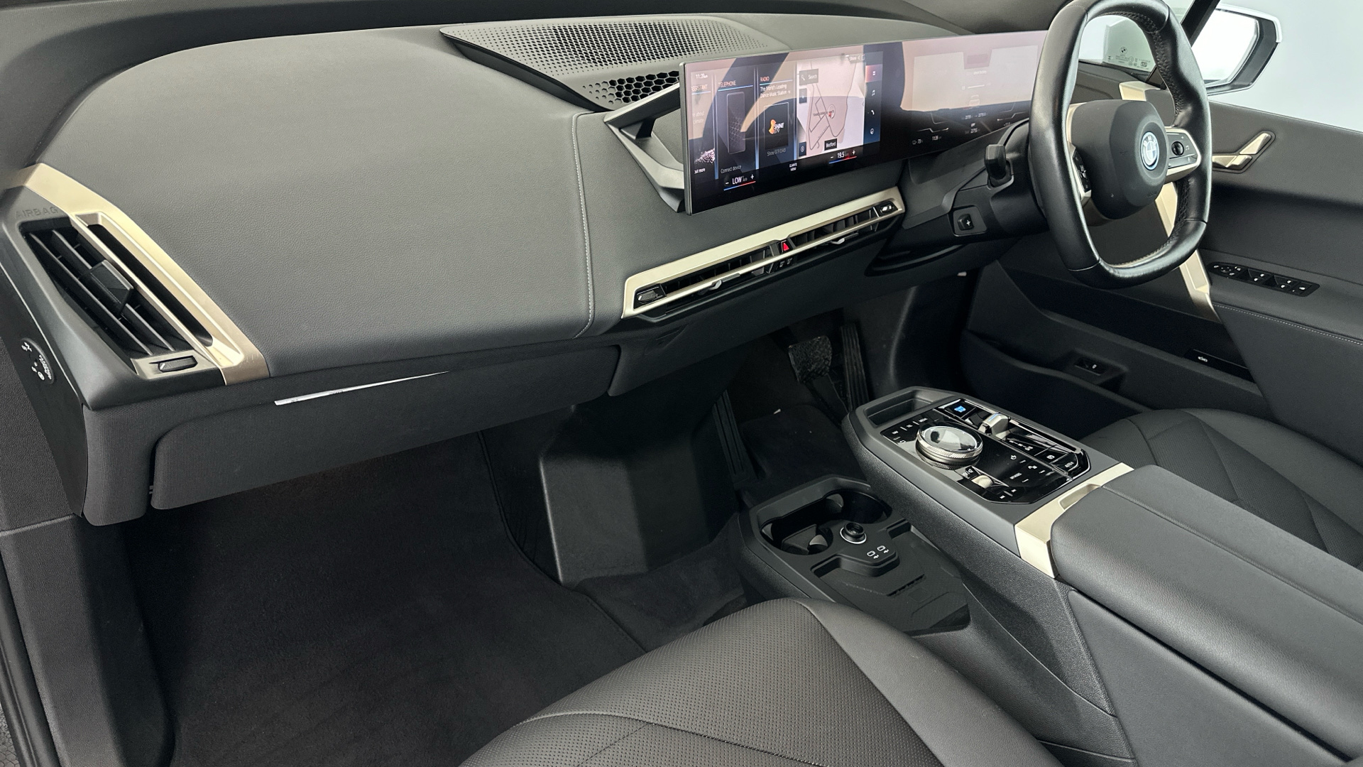 4020799 240kW xDrive40 M Sport 76.6kWh 5dr Auto