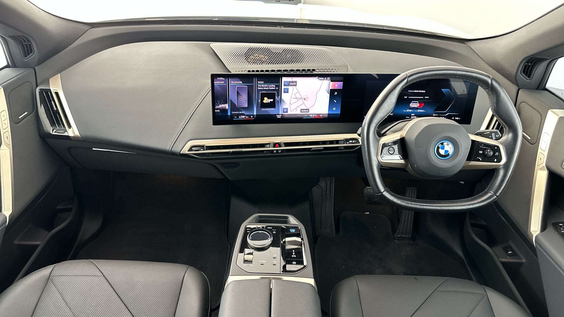 4020799 240kW xDrive40 M Sport 76.6kWh 5dr Auto