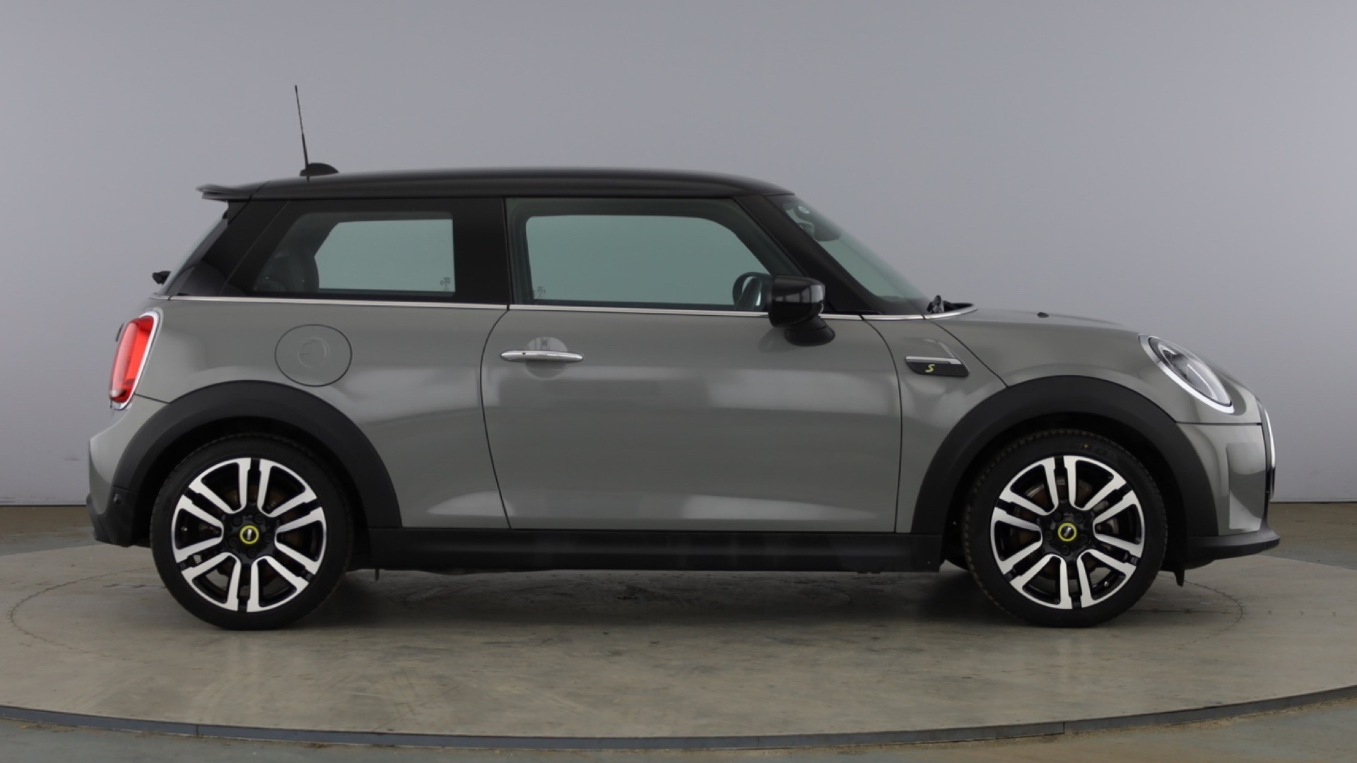 4020847 135kW Cooper S Level 2 33kWh 3dr Auto