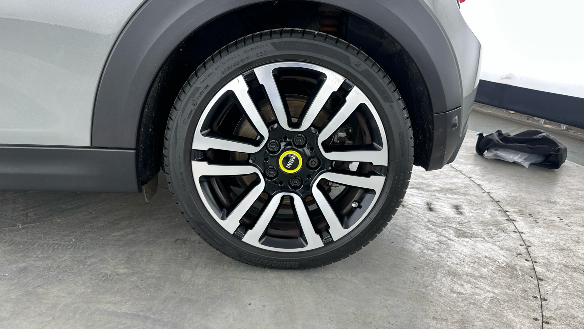 4020847 135kW Cooper S Level 2 33kWh 3dr Auto