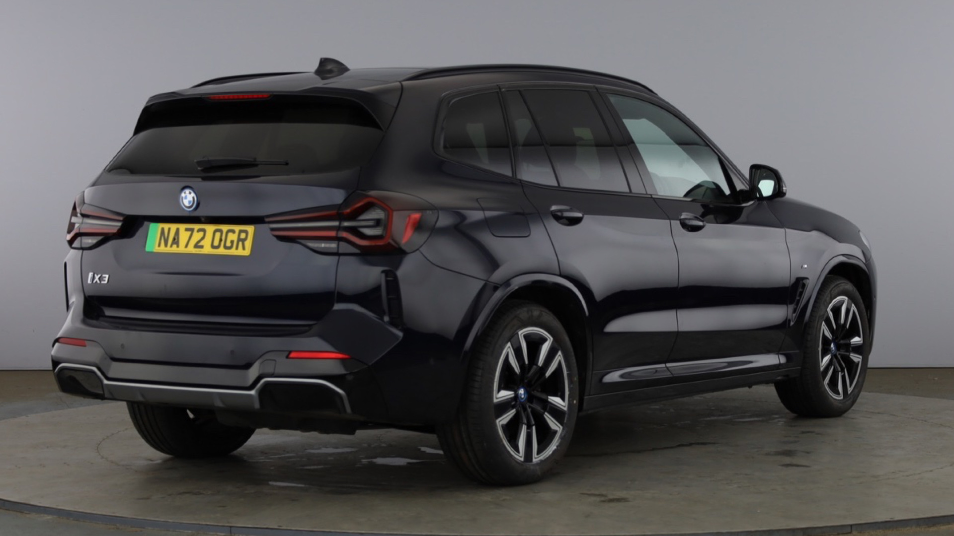 4027617 210kW M Sport 80kWh 5dr Auto