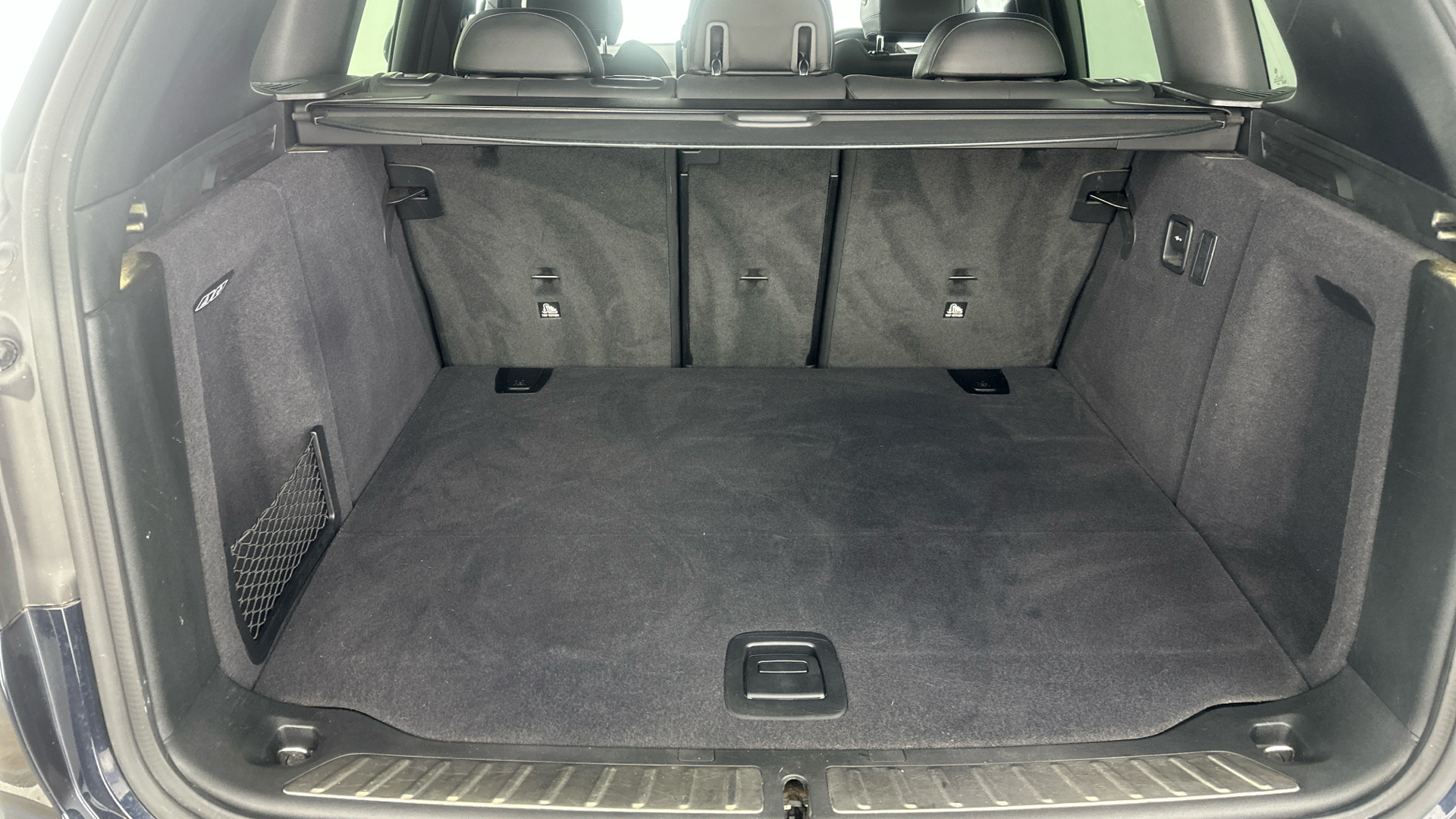 4027617 210kW M Sport 80kWh 5dr Auto