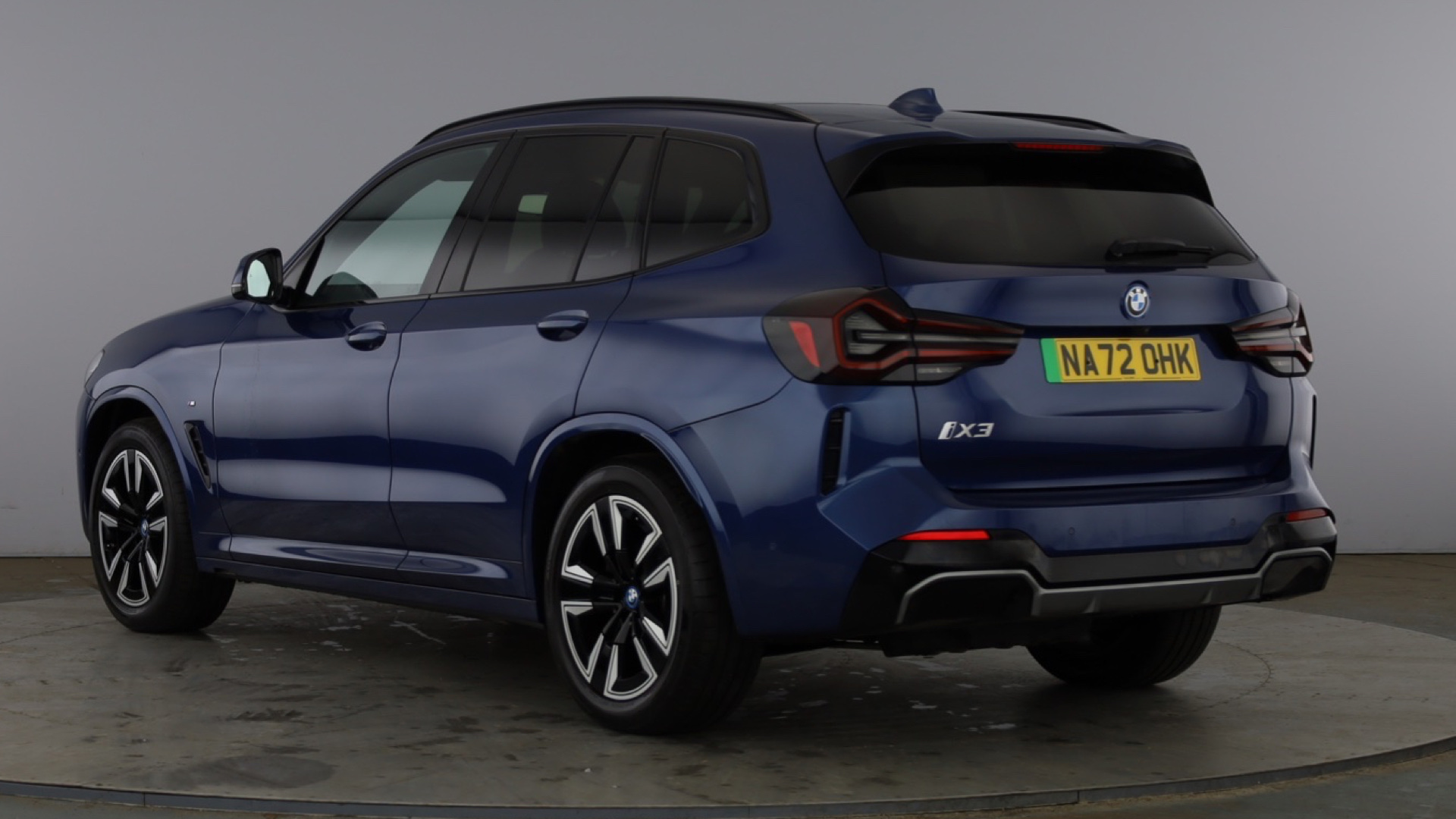 4020707 210kW M Sport 80kWh 5dr Auto