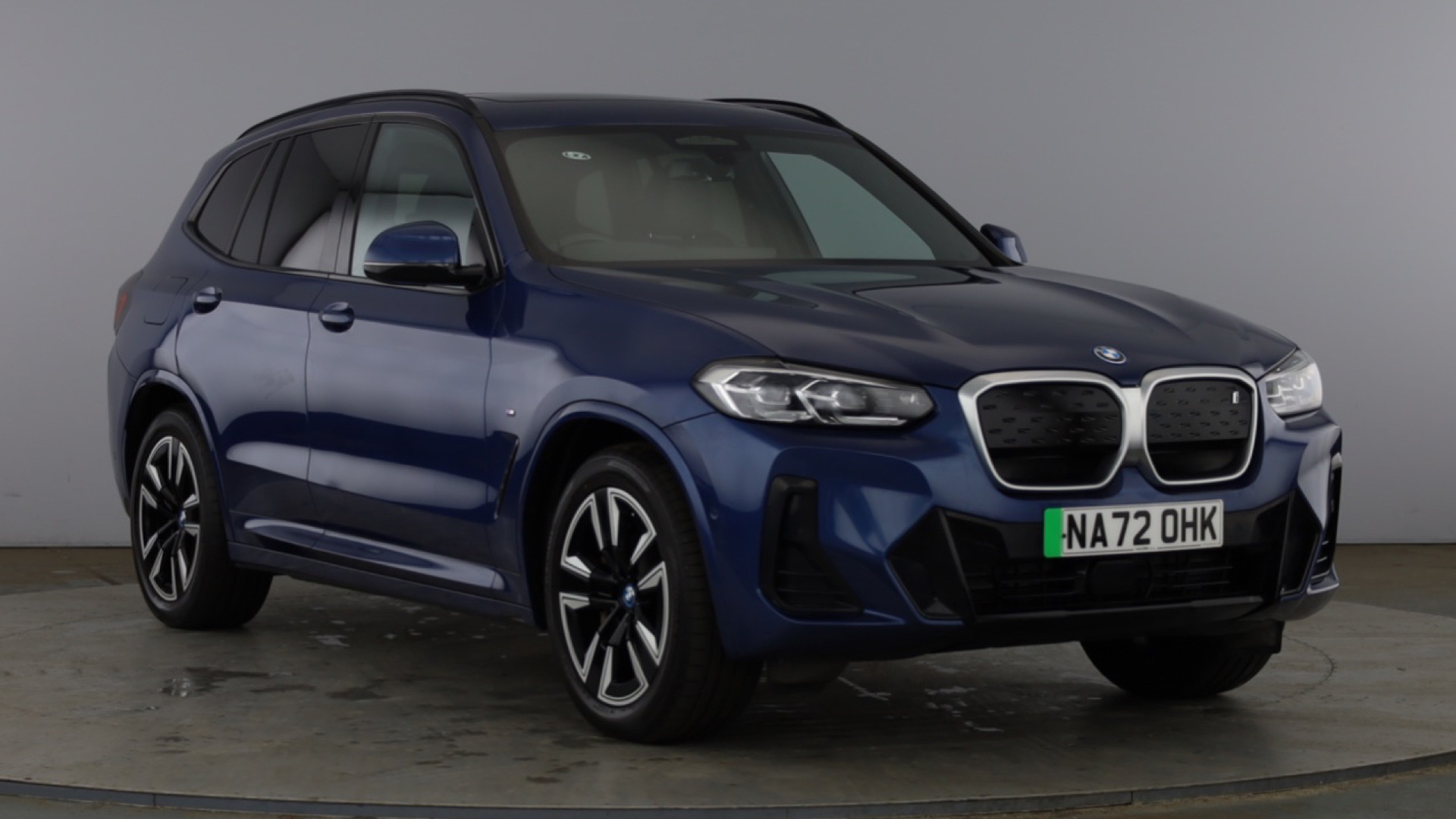 4020707 210kW M Sport 80kWh 5dr Auto