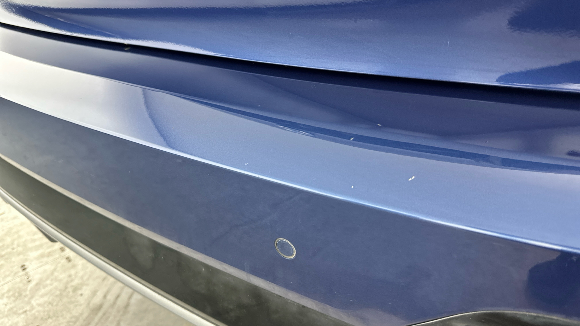 4020707 210kW M Sport 80kWh 5dr Auto