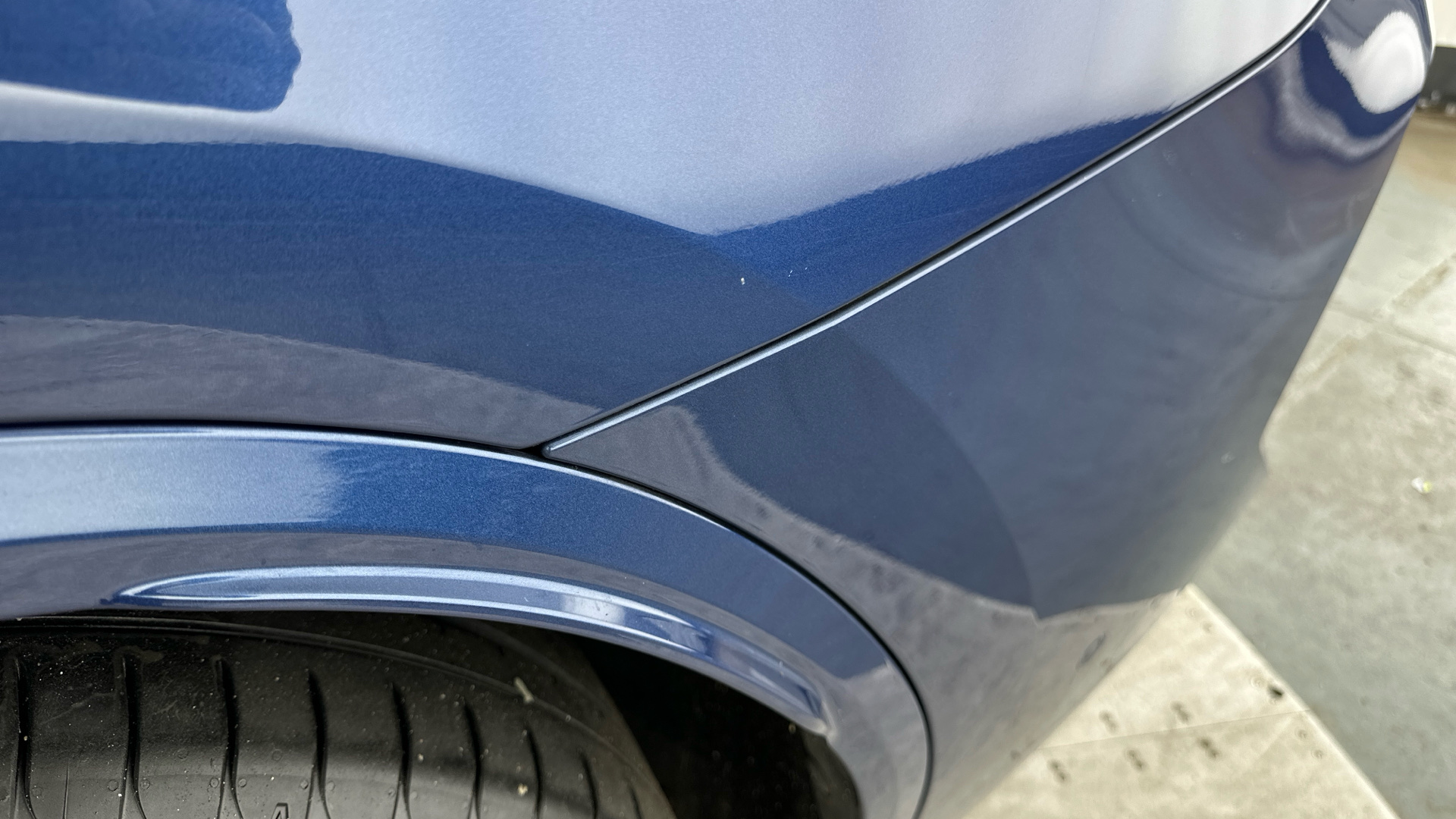 4020707 210kW M Sport 80kWh 5dr Auto